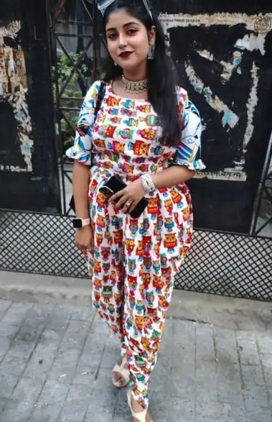 Noida City Centre Call Girl smiling outdoors